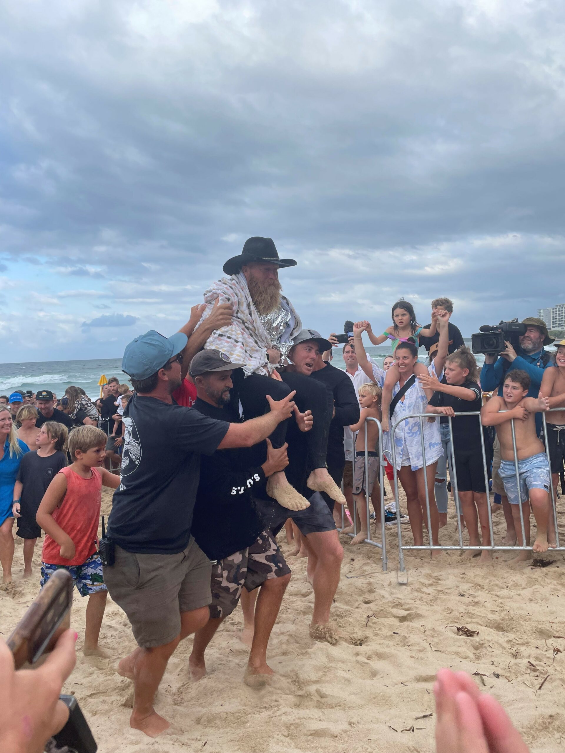 Blake Johnston surfing during his record-breaking session at Cronulla